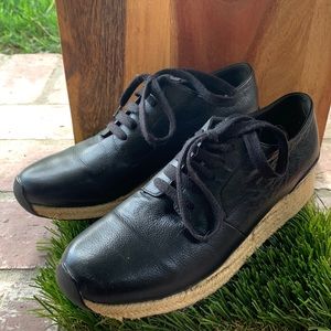 VINCE Rayner black leather espadrille style sneakers, SZ 6